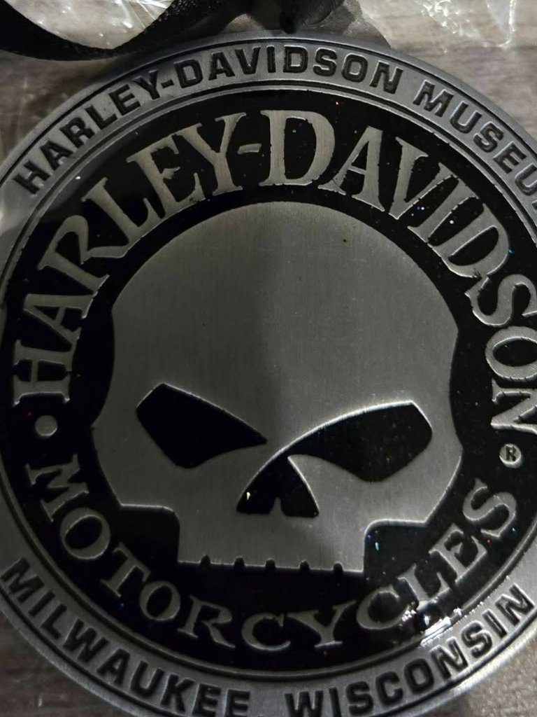 Harley Davidson Willie G Skull Medallion Ornament Glue On Hang On